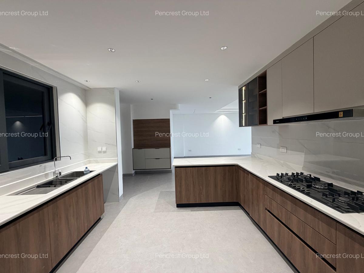 3 Bed Apartment with En Suite in Westlands Area - 5