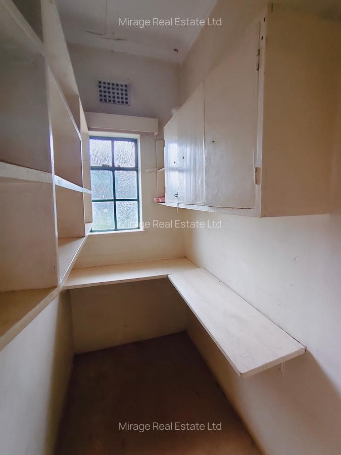 Office with Parking in Lavington - 15