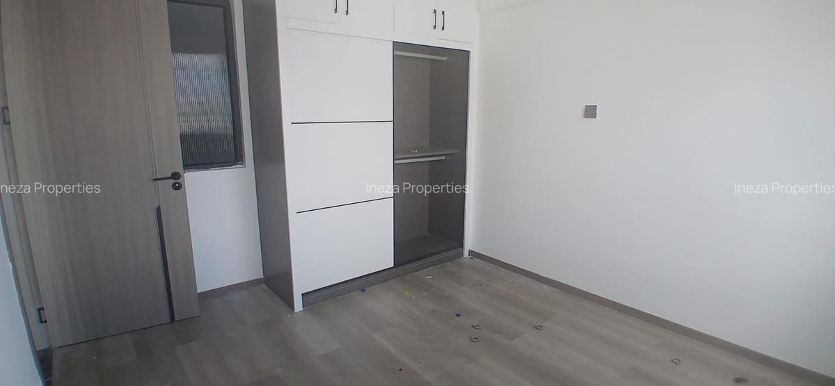 1 Bed Apartment with Gym in Kilimani - 5