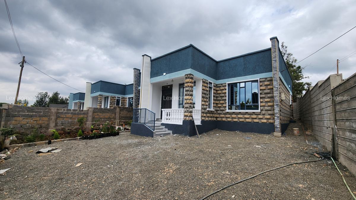 4 Bed House with En Suite at Rimpa - 1