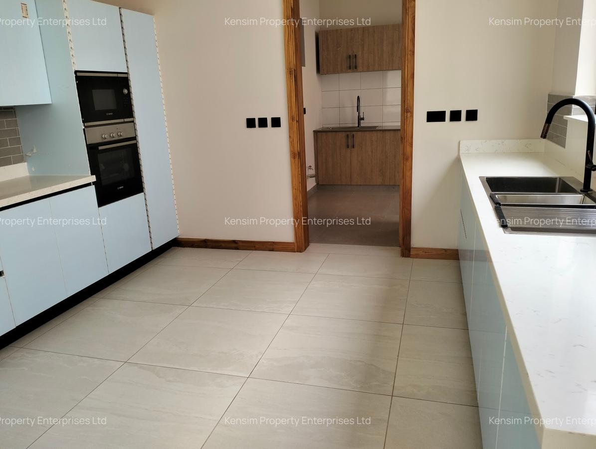 4 Bed Townhouse with En Suite in Loresho - 11