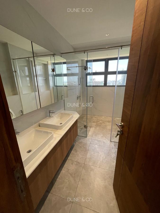 Serviced 3 Bed Apartment with En Suite in Westlands Area - 13