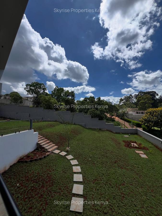 5 Bed Villa with En Suite in Nyari - 18