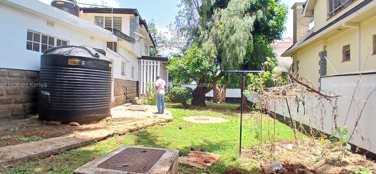 3 Bed House with En Suite at Lavington Green - 6