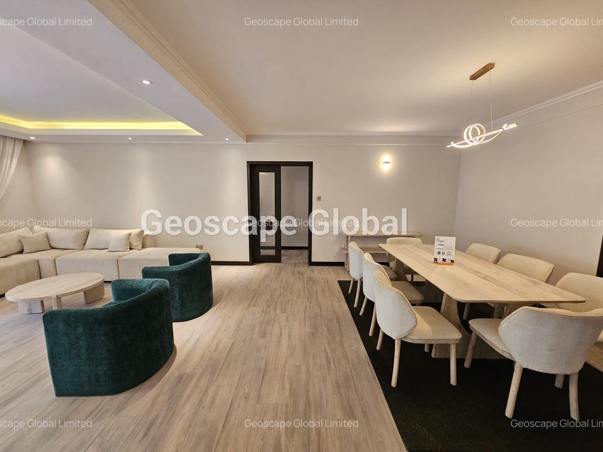 3 Bed Apartment with En Suite in Riverside - 5