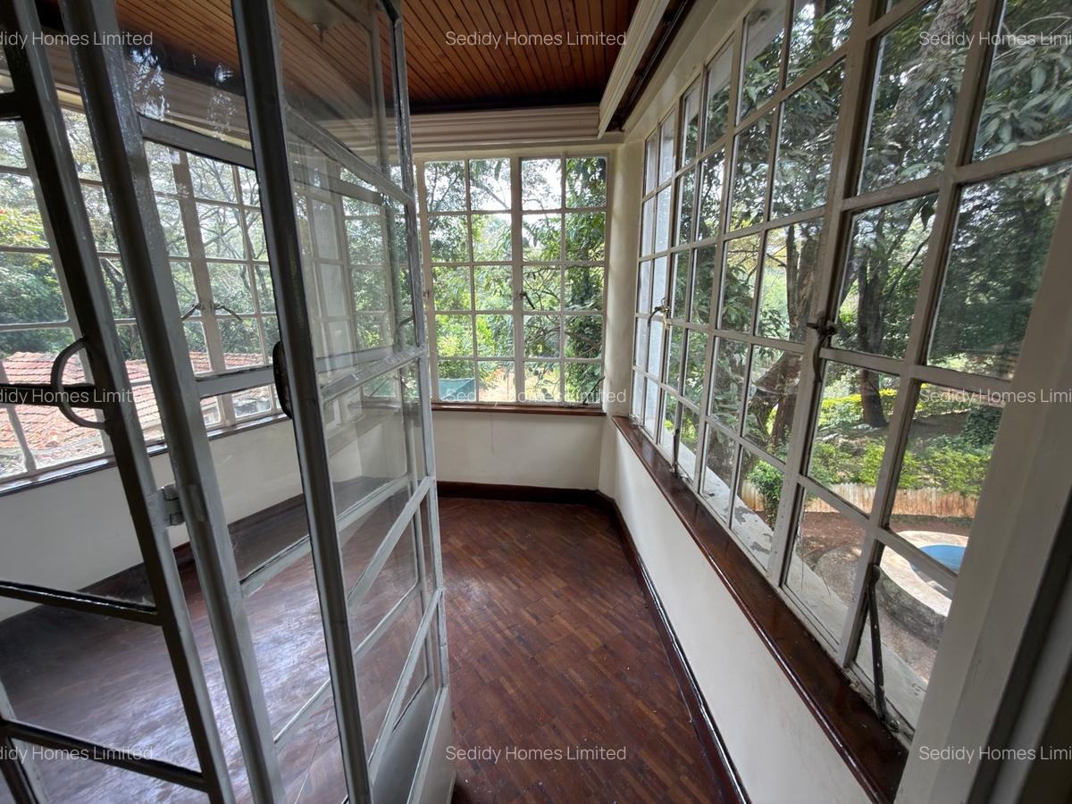 8 Bed House with En Suite in Muthaiga - 16
