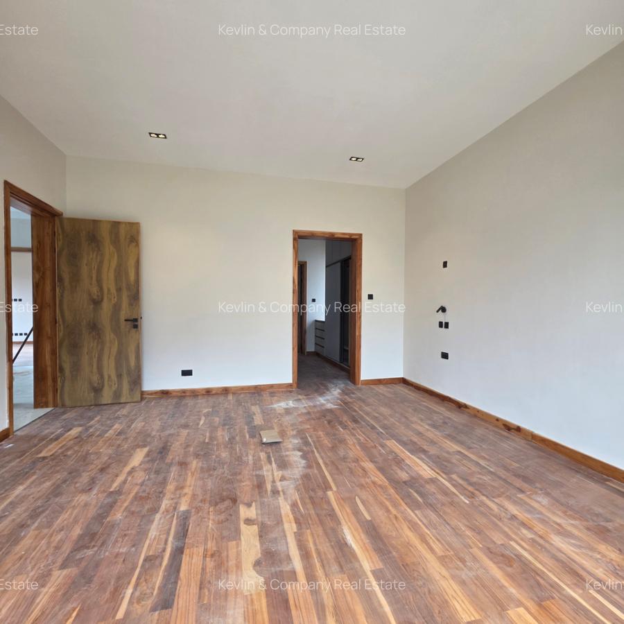 4 Bed Townhouse with En Suite in Loresho - 16