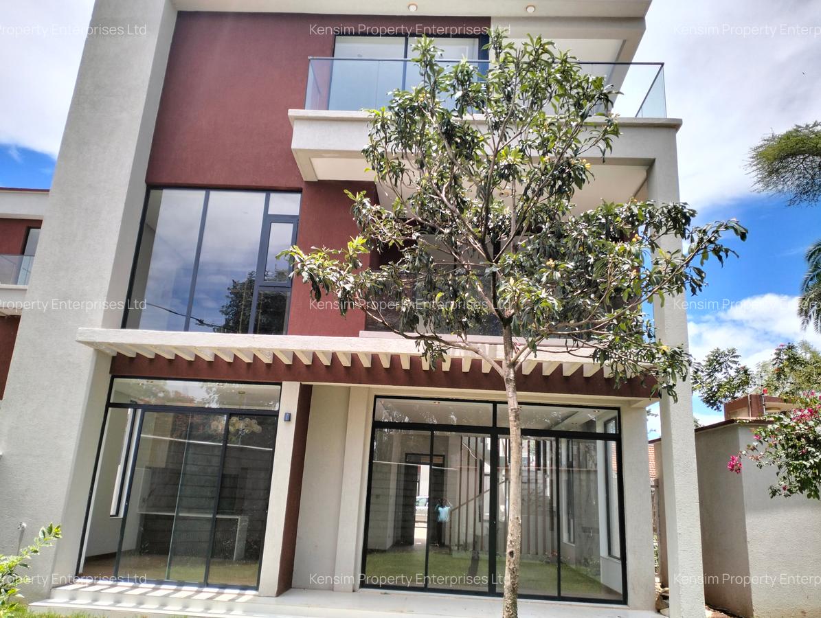 5 Bed Townhouse with En Suite in Lavington - 1