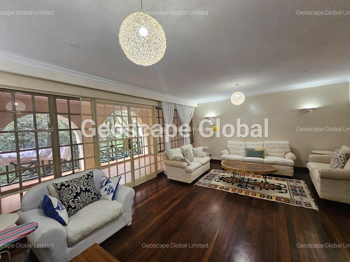 Furnished 4 Bed Apartment with En Suite in Riverside - 15