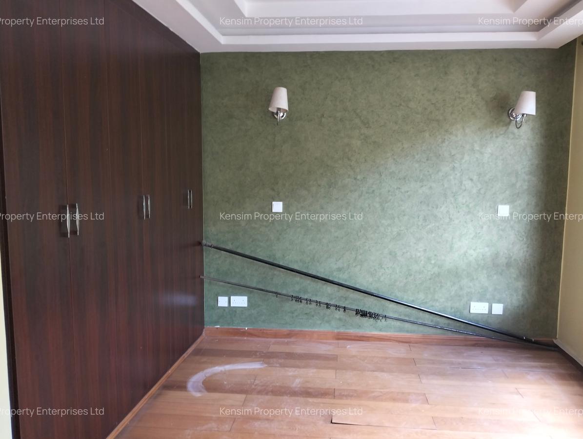 4 Bed Townhouse with En Suite in Lavington - 7