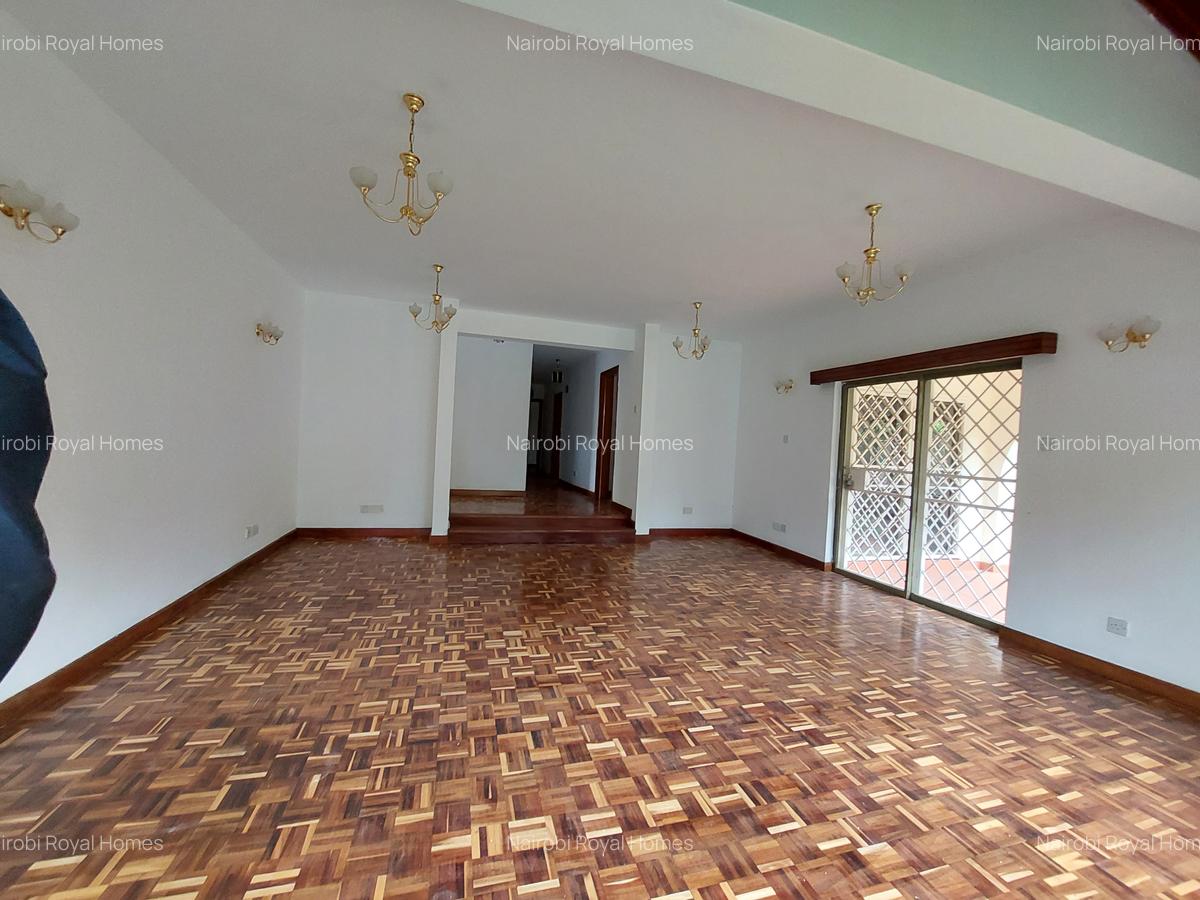 4 Bed Townhouse with En Suite at Lavington Villas - 15