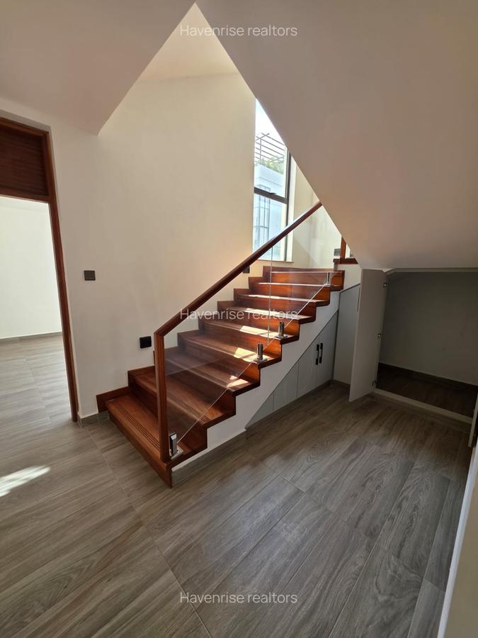 5 Bed Townhouse at Lavington - 4