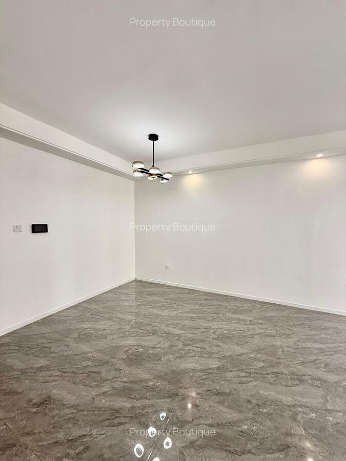 1 Bed Apartment with En Suite at Kasuku Road - 6