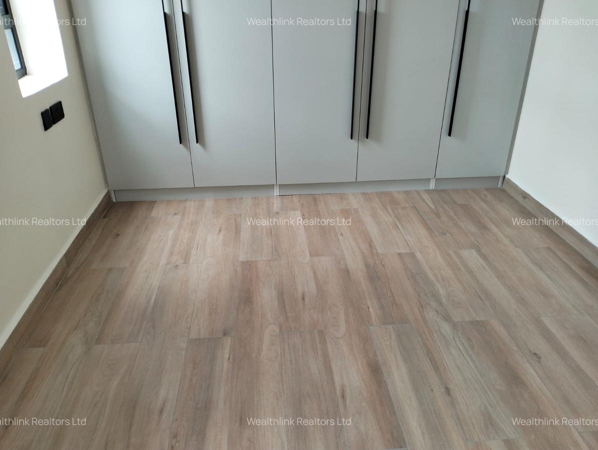4 Bed Apartment with En Suite at General Mathenge - 2