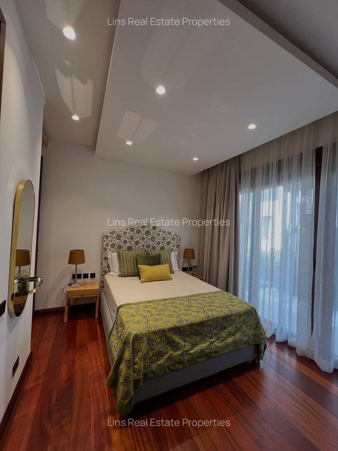 4 Bed Townhouse with En Suite in Runda - 17