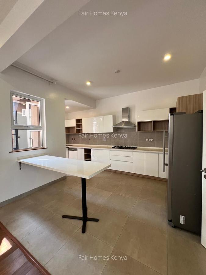 4 Bed Townhouse with En Suite at Kabasiran Avenue - 4
