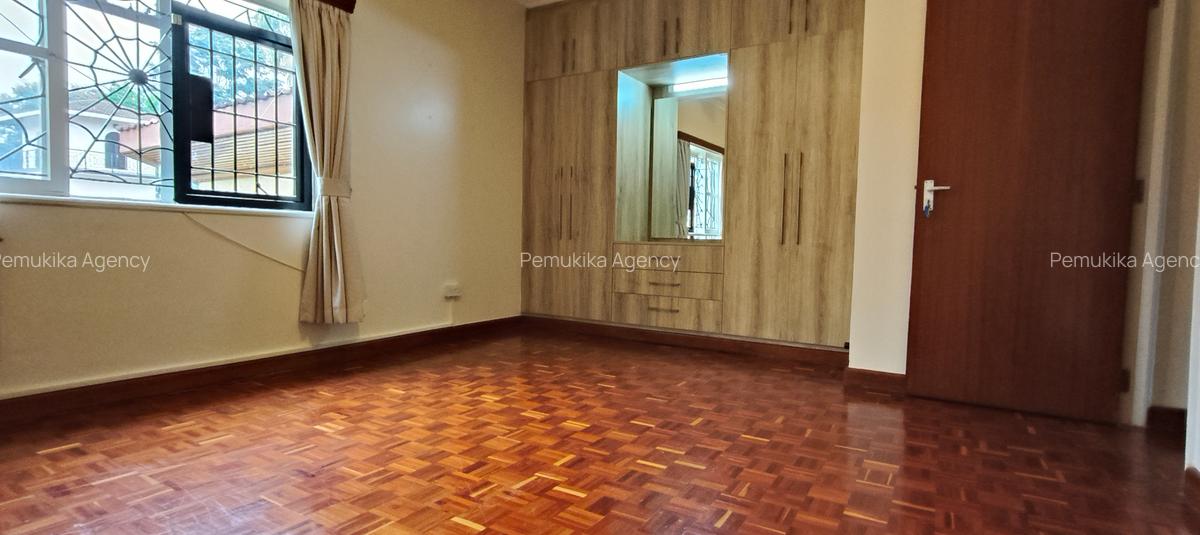 5 Bed House with En Suite at Redhill Road - 16