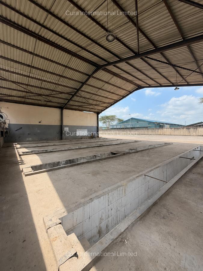 Warehouse in Industrial Area - 6