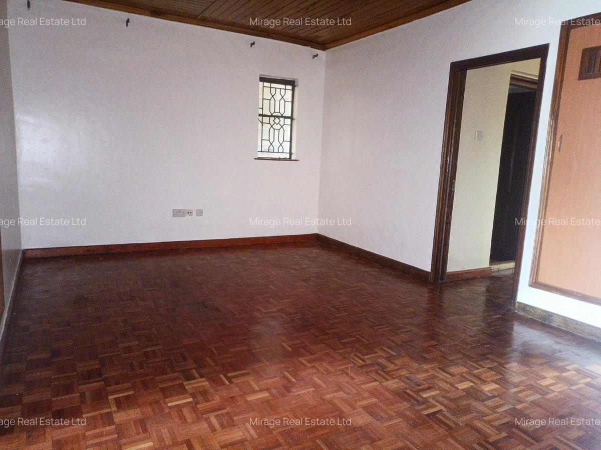 5 Bed Villa with Swimming Pool in Lavington - 8