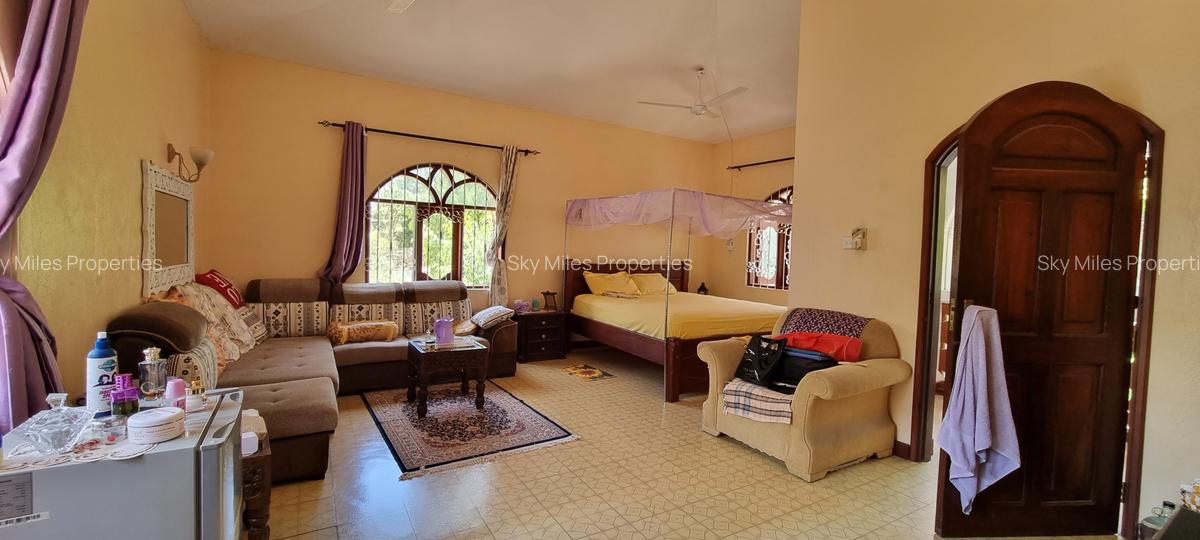 7 Bed Villa with En Suite at Mtwapa Creekside - 14
