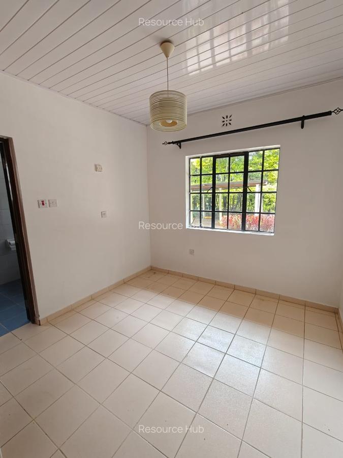 3 Bed House with En Suite at Bomas Area - 12