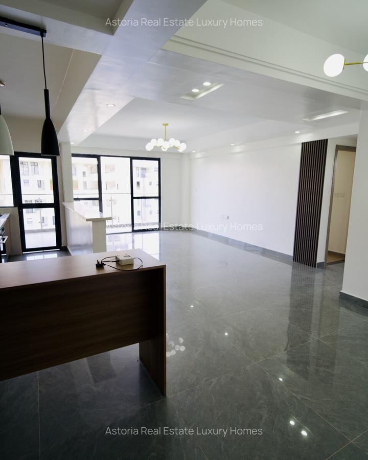 2 Bed Apartment with En Suite at 2026-383 - 4