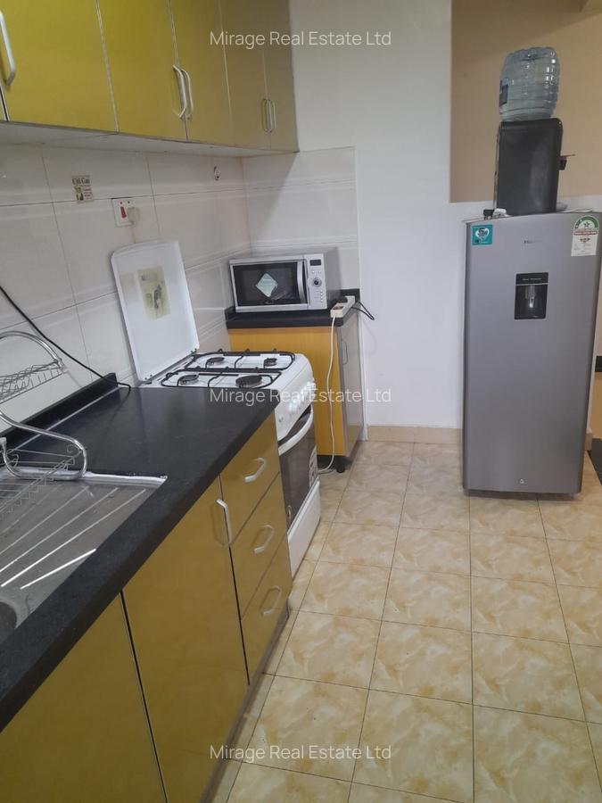 Serviced 2 Bed Apartment with Borehole in Kilimani - 3