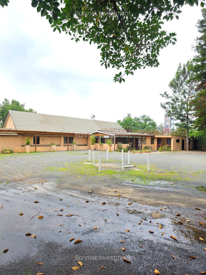 Commercial Property with Fibre Internet at Lavington Green - 14