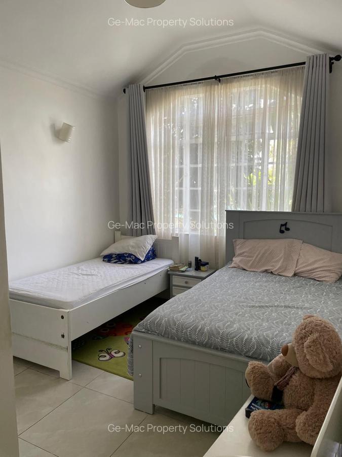 5 Bed House with En Suite at Kiambu - 10