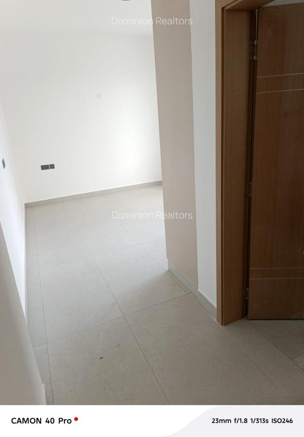3 Bed Apartment with En Suite in Westlands Area - 4
