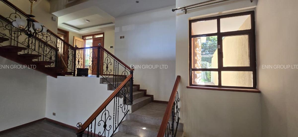 5 Bed Townhouse with En Suite at Convent Drive - 19