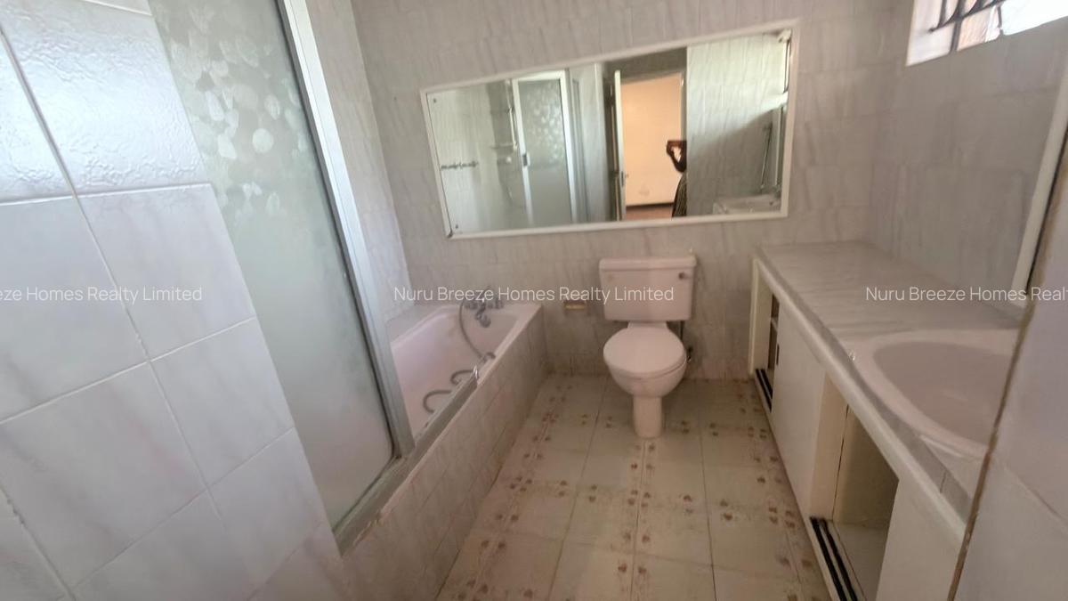 5 Bed House with En Suite in Gigiri - 5