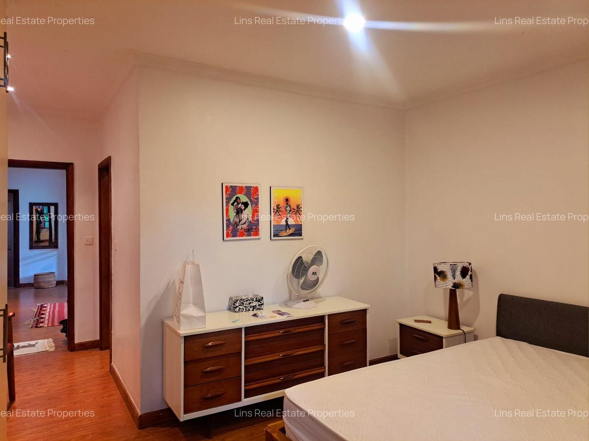 4 Bed Townhouse with En Suite in Spring Valley - 20