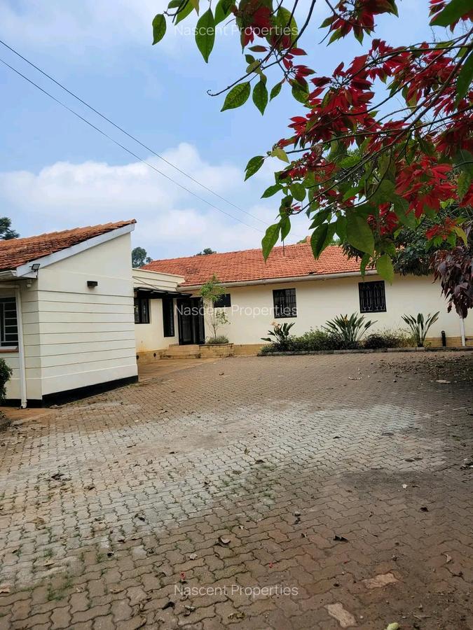 3 Bed House with En Suite in Loresho - 2