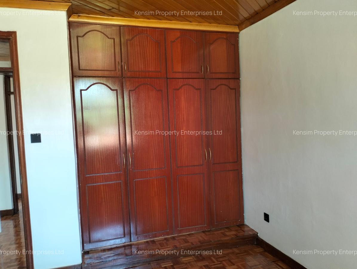 4 Bed Townhouse with En Suite in Lavington - 12