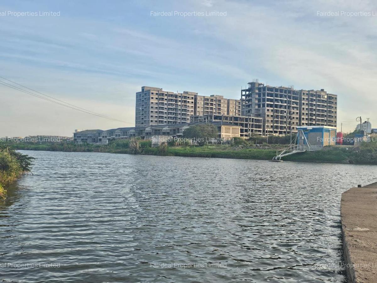 2 Bed Apartment with Swimming Pool in Athi River - 11