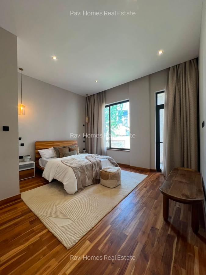 4 Bed Villa with En Suite in Loresho - 14