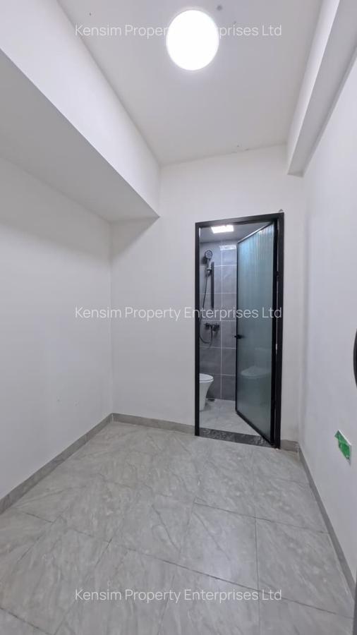 3 Bed Apartment with En Suite in Westlands Area - 17