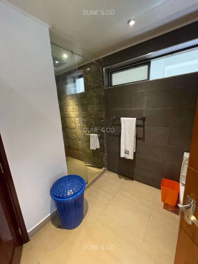 Serviced 1 Bed Apartment with En Suite in Lavington - 14