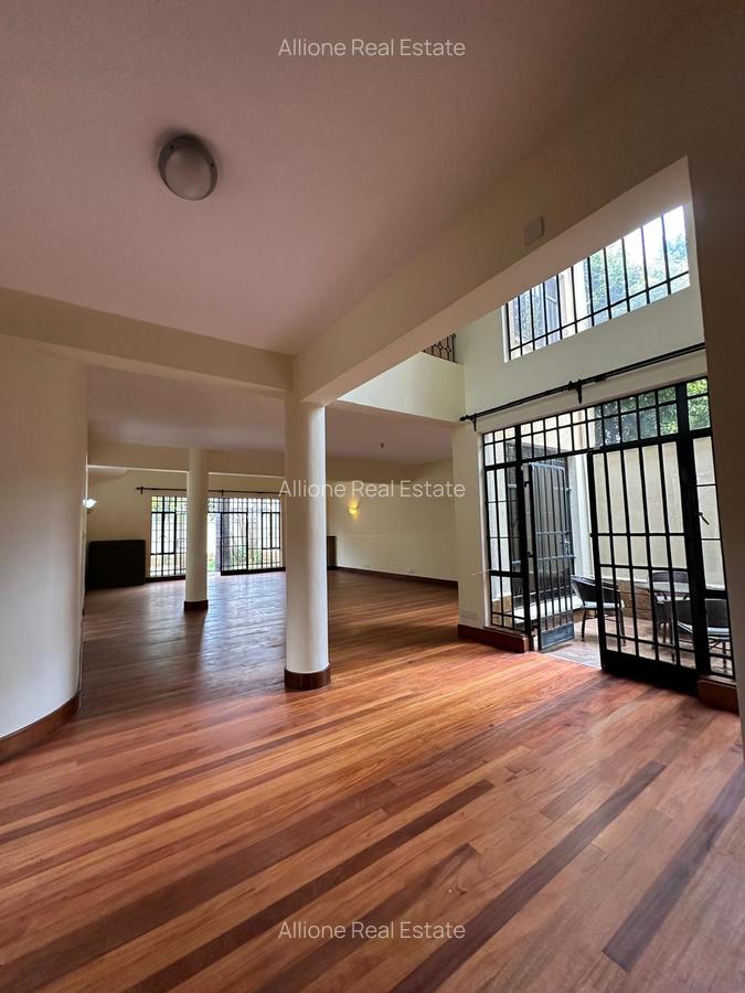5 Bed Townhouse at Close To Junction Mall - 4