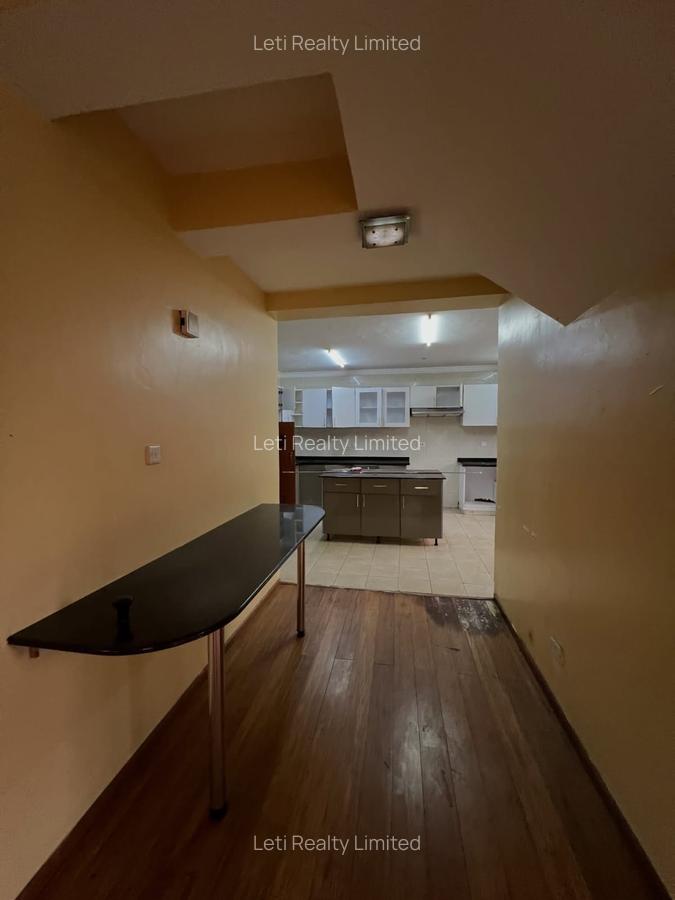 5 Bed Townhouse with En Suite in Lavington - 8