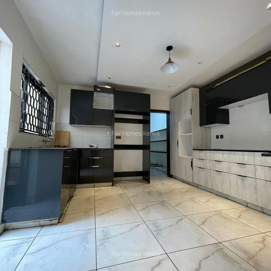 5 Bed Townhouse with En Suite at Gitanga Road - 6