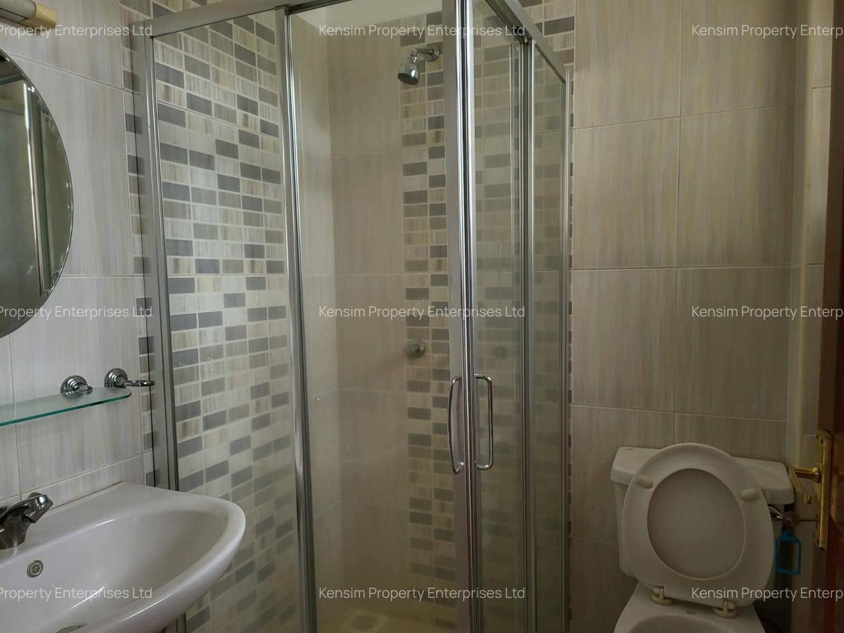 4 Bed Townhouse with En Suite in Nyari - 5