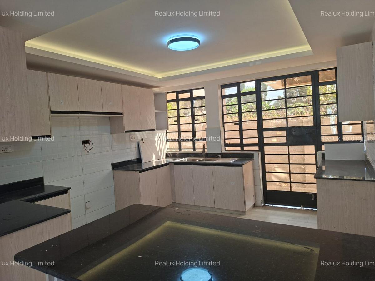 5 Bed Townhouse with En Suite in Gikambura - 8