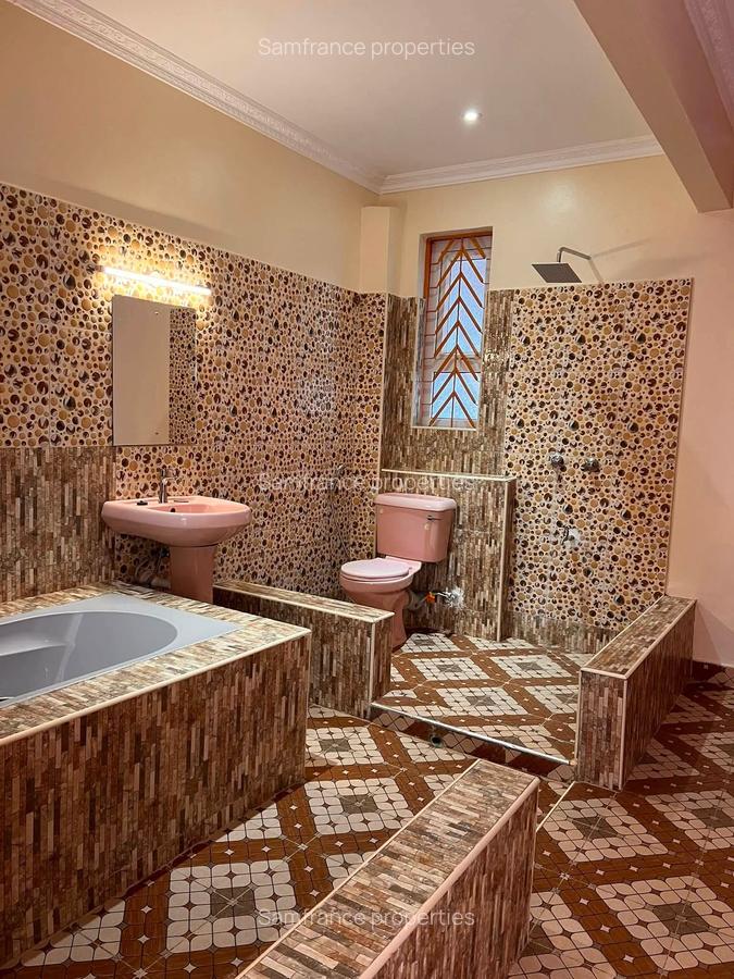 4 Bed House with En Suite at Mtwapa - 8