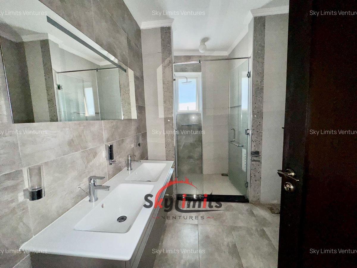 4 Bed Apartment with En Suite at General Mathenge - 11