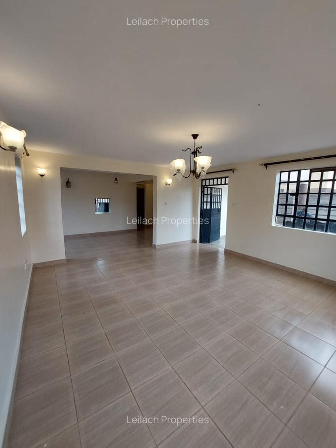 4 Bed House with En Suite in Ongata Rongai - 12