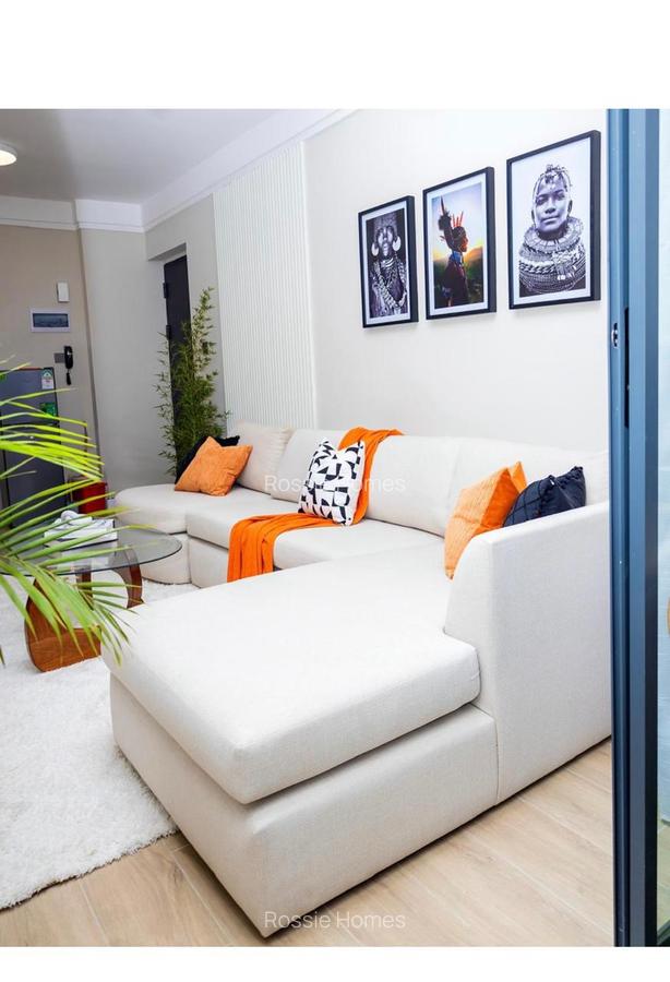 Serviced 1 Bed Apartment with En Suite in Lavington - 1