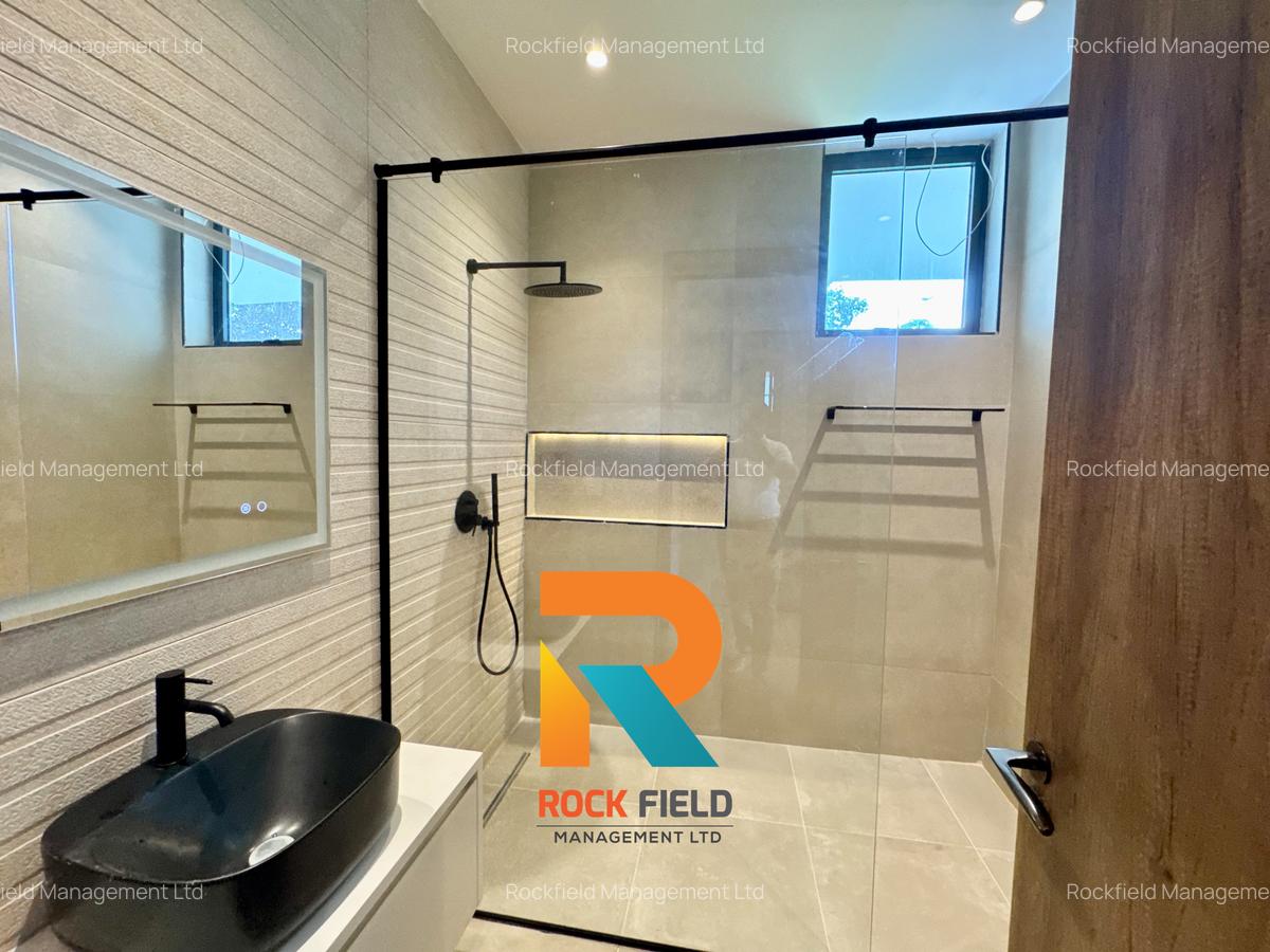 5 Bed Townhouse with En Suite at Off Redhill Road - 8