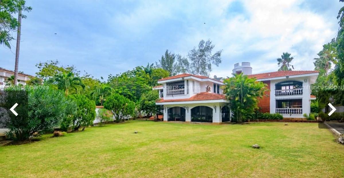 5 Bed Villa with En Suite at Mombasa - 11